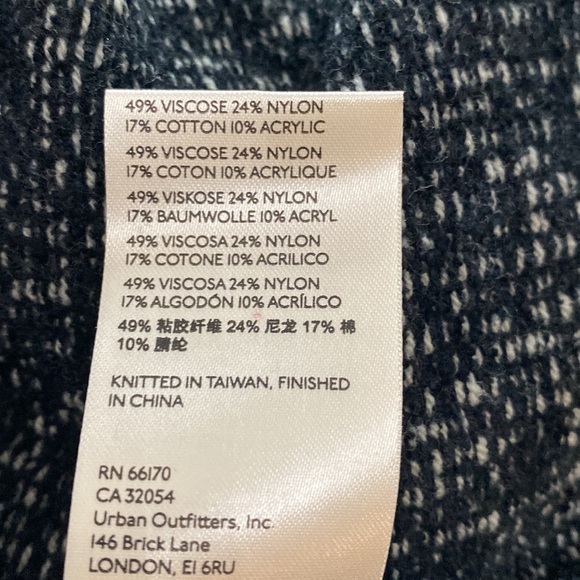 Free People Lenox Ribbed Tunic Sweater in Onyx - Picture 5 of 5